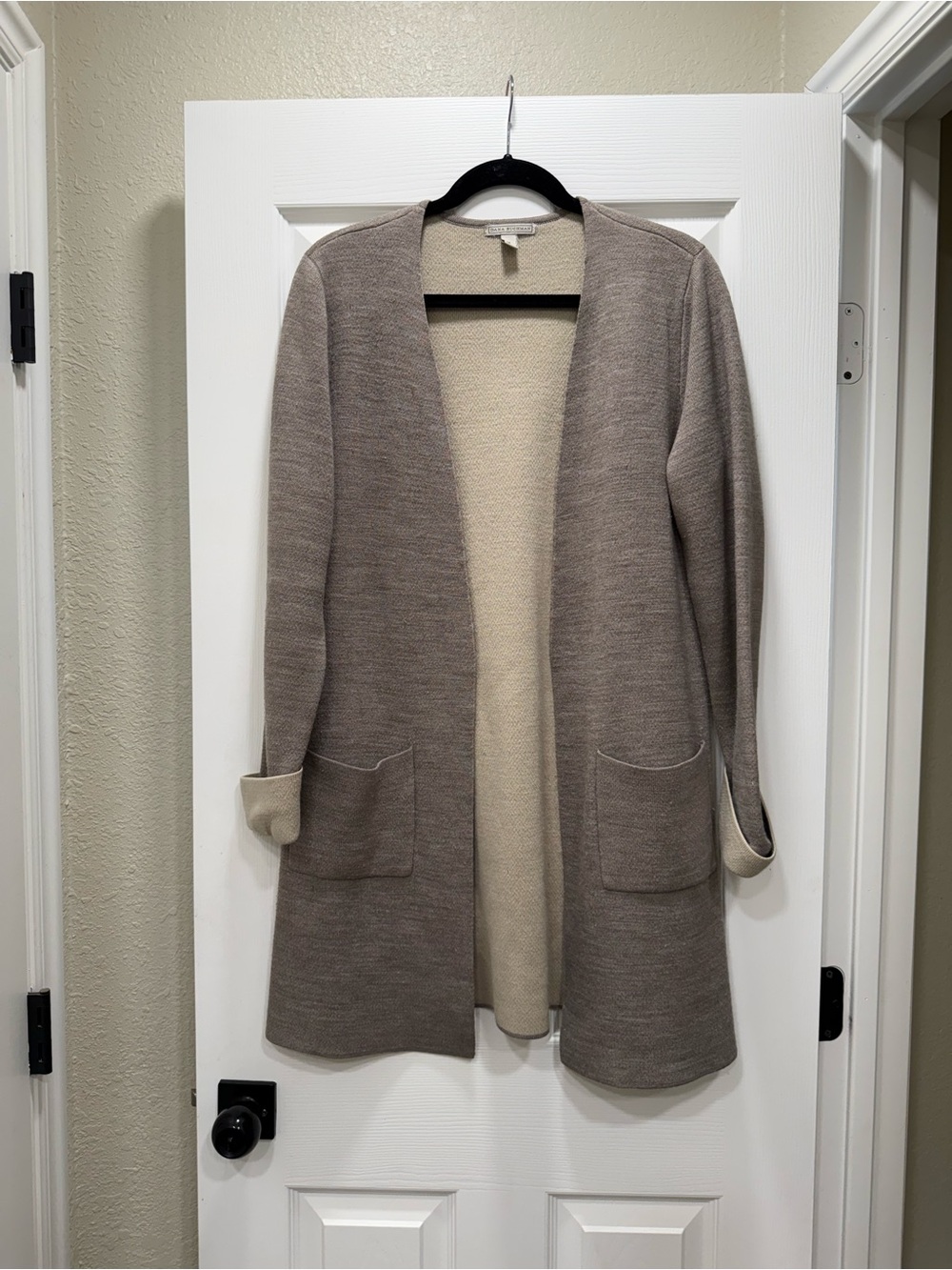 Dana Buchman Taupe & Cream Open-Front Cardigan